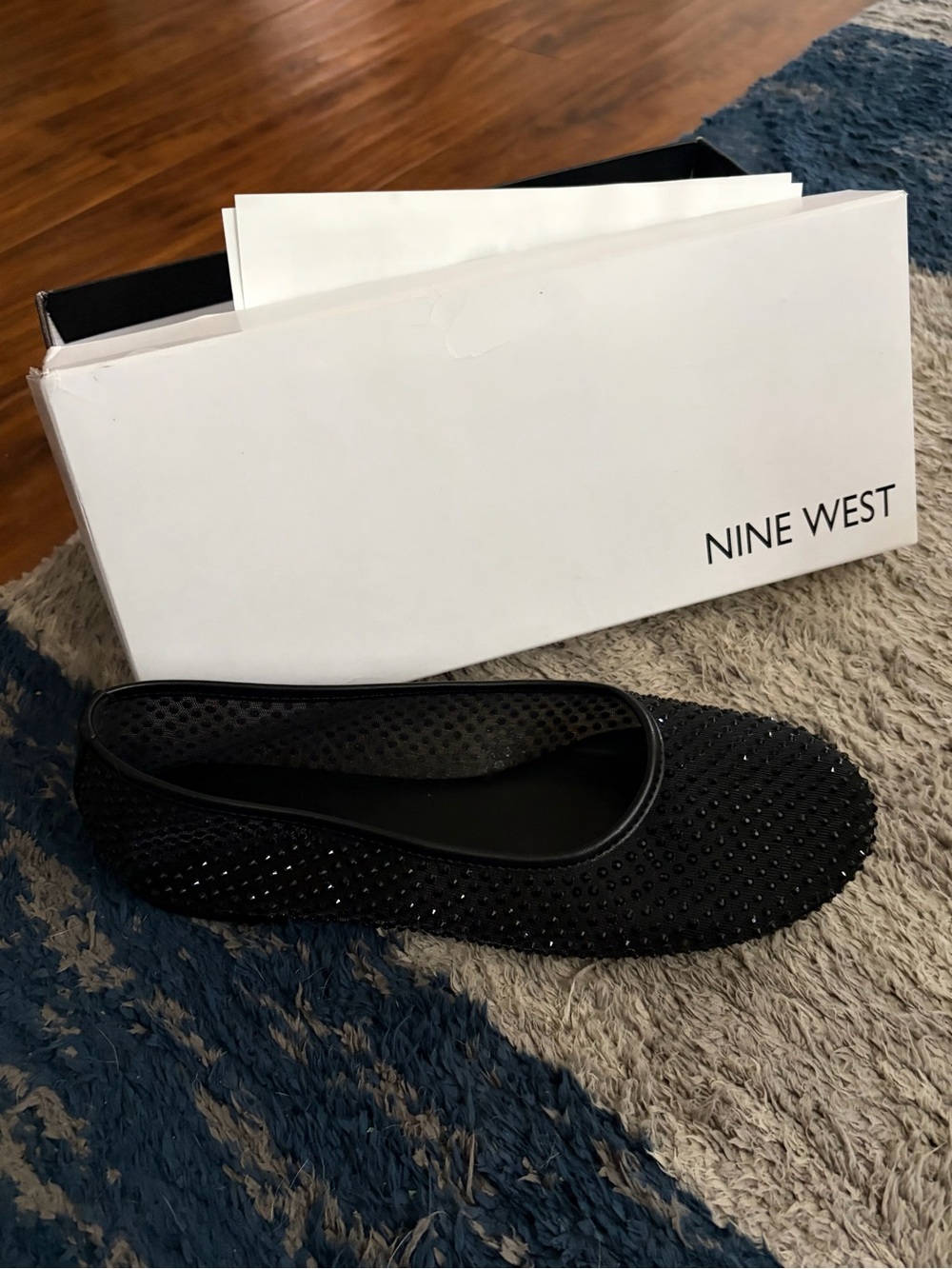 ✨ Nine West Burnne Flats – Black Sparkle Rhinestone Flats – Women’s Size 8.5 ✨